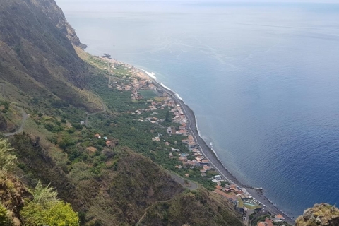 Madeira: privétour van een halve dag naar het zuidwestenTour met het ontmoetingspunt van de haven van Funchal