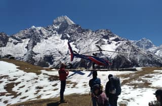 Pokhara: Hubschrauberflug zum Annapurna Base Camp