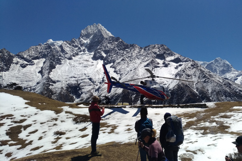 Pokhara: Helikopterflygning till Annapurnas baslägerPokhara Mötesplats vid Hotel Splendid View eller Lakeside Rd.