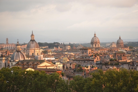 Rome: Sunset Piazza Sightseeing avec AperitivoVisite en anglais