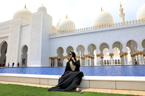 Dubái: tour de la Gran Mezquita Sheikh Zayed con fotógrafoTour guiado privado con sesión de fotos y recogida hotel