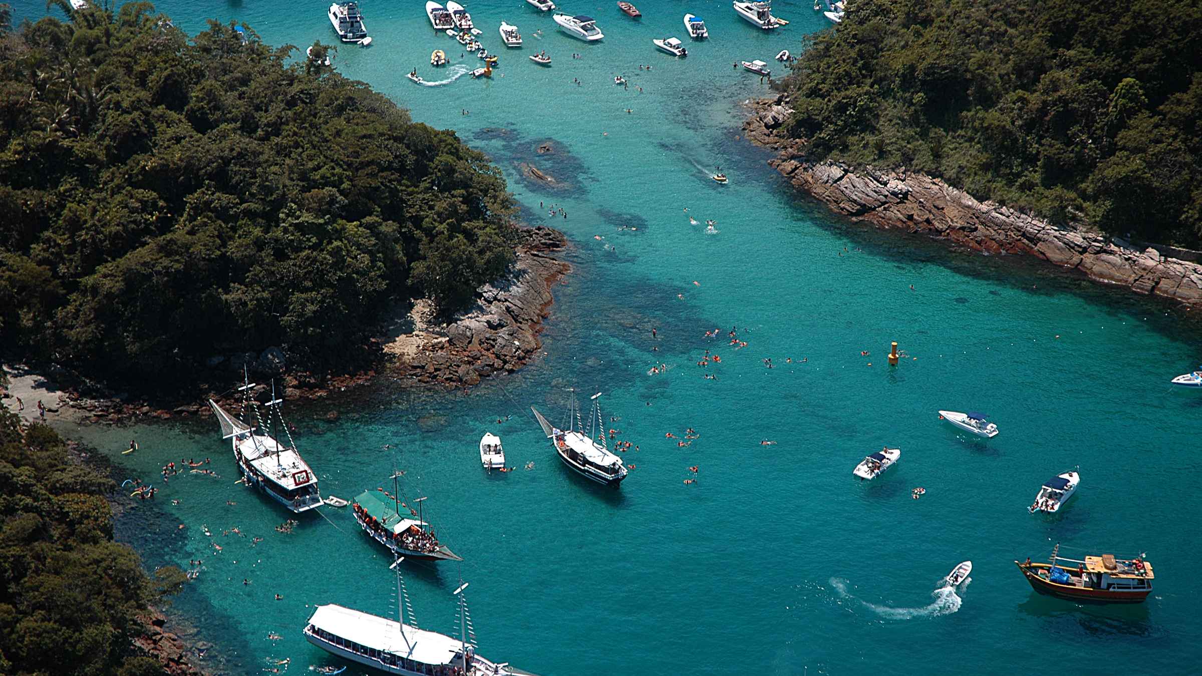 Angra dos Reis: passeio de lancha com 5 paradas na Ilha Grande