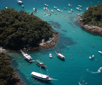Angra dos Reis: passeio de lancha com 5 paradas na Ilha Grande