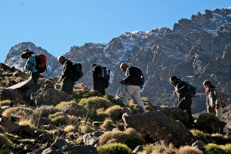 Van Marrakesh: 2-daagse Mount Toubkal TrekClimb Mount Toubkal: 2-daagse trektocht vanuit Marrakech