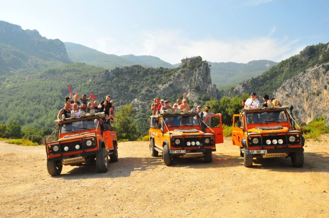Visit From Kusadasi Full-Day National Park Jeep Tour with Lunch in Kusadasi