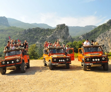 From Kusadasi: Full-Day National Park Jeep Tour with Lunch