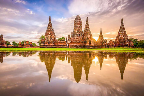 Van Bangkok: Ayutthaya-dagtour per auto en cruise in het SpaansPrivétour met hoteltransfers in het centrum van Bangkok