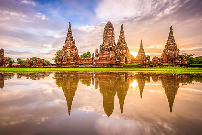 Van Bangkok: Ayutthaya-dagtour per auto en cruise in het SpaansPrivétour met hoteltransfers in het centrum van Bangkok