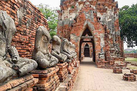 Van Bangkok: Ayutthaya-dagtour per auto en cruise in het SpaansPrivétour met hoteltransfers in het centrum van Bangkok