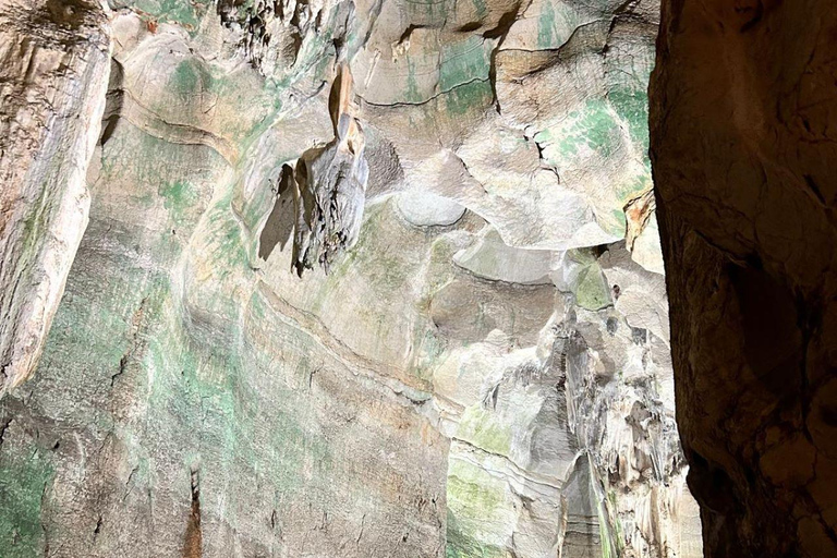 From Albir, Benidorm & Calpe: Jalon & Caves of Skulls Tour From Calpe with Meeting Point at Suitopia