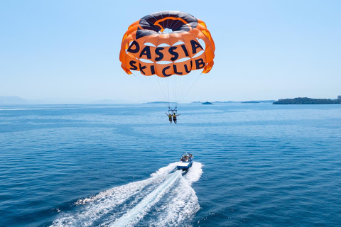 Corfù: avventura in parapendio vicino alla città di CorfùDassia: Avventura in parapendio vicino alla città di Corfù