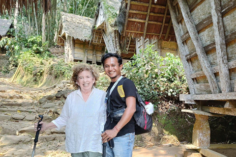 Excursión de un día completo al Rastreador y Pueblo Baduy de Yakarta