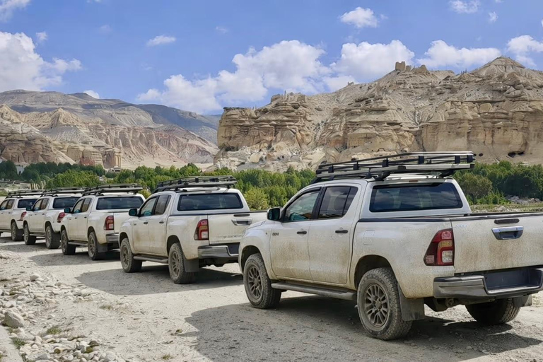 Kathmandu: Upper Mustang 7-Day Luxury Overland Jeep Tour