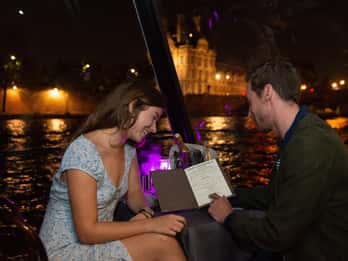 Paris: Eiffelturm, Dinner und Schifffahrt auf der Seine Paris: Eiffelturm, Dinner und Schifffahrt auf der Seine
