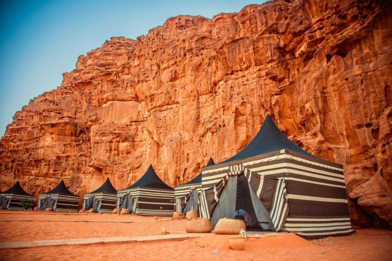 Van Eilat: tweedaagse Petra & Wadi Rum-tour met kampverblijfTour met standaardtent