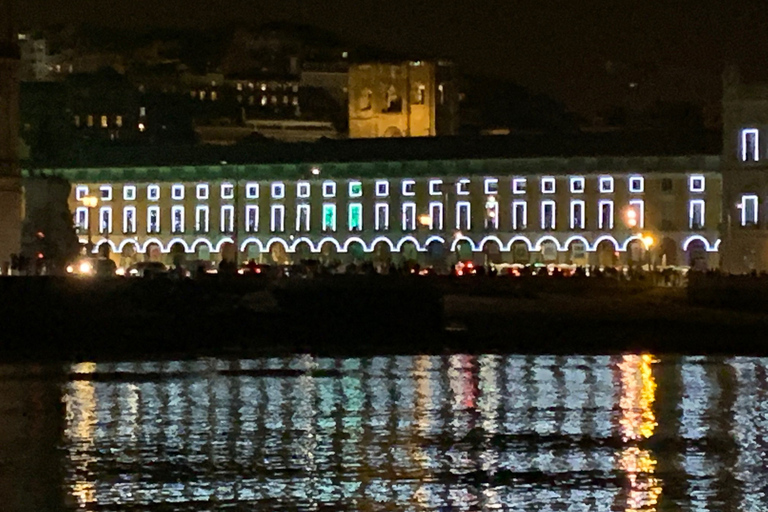 Lisboa: recorrido en barco de vela de fuegos artificiales de Nochevieja