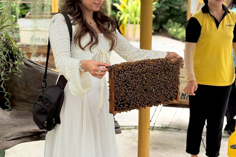 Phuket: Half-Day Morning City Tour with Local Factory