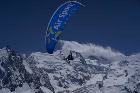 Chamonix: Tandem Paragliding Flight