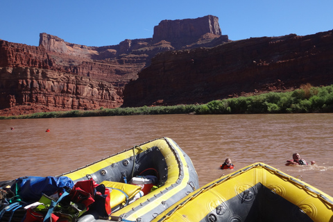 Desde Moab: paseo en 4x4 por Canyonlands y crucero por aguas tranquilas