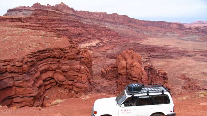 from moab fullday canyonlands and arches 4x4 driving tour