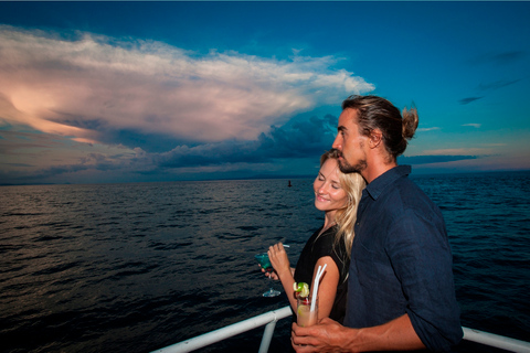 Benoa Bali: Sunset Dinner Cruise with Show and Live Music Cruise with Bali Transfers