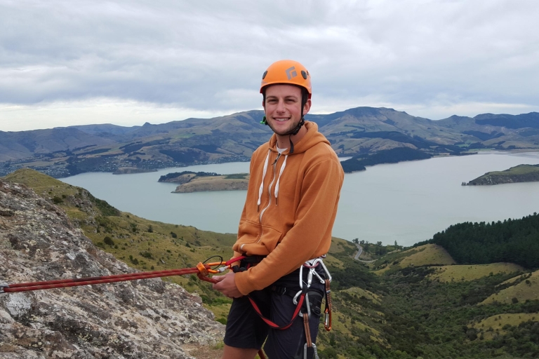 Christchurch: escalada en roca con guía, almuerzo y transporteRecogida en el punto de encuentro del Museo de Canterbury