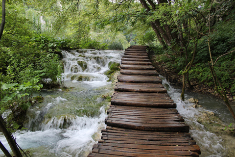 De Zagreb à Split : Circuit privé des lacs de Plitvice et de Rastoke