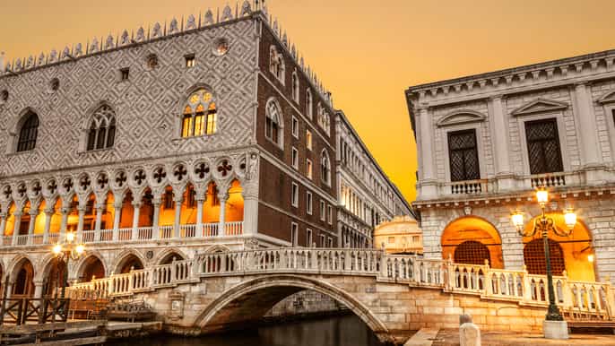 St. Mark’s Square: Casanova’s Prison Walking Tour