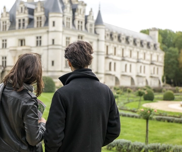 From Paris: Mont St Michel and Loire Valley 2 Day Tour