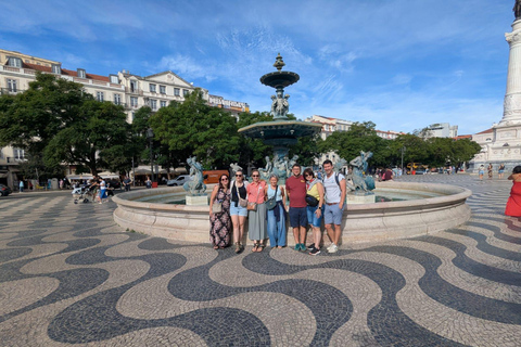 Visit of Lisbon in French. Small group (10 max)! Follow me! Visite Goupe privée de Lisbonne!