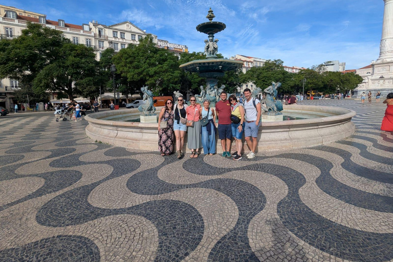 Visit of Lisbon in French. Small group (10 max)! Follow me! Visite Goupe privée de Lisbonne!