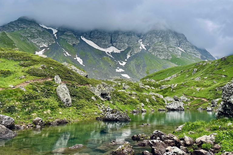Tbilisi: Abudelauri Lakes Guided Hike with 4x4 Transfer