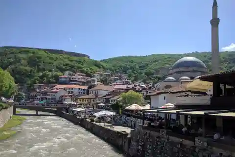 Von Tirana aus: Prizren Guided Tour