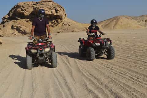 Vanuit Marsa Alam: 3 uur safari met quad en rit op kameel