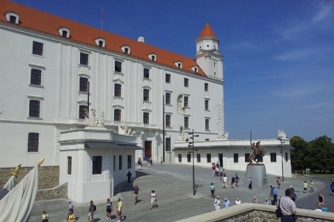 Bratislava: visite à pied de la ville de 2 heures avec billet pour le châteauVisite privée à pied de 3 heures de la ville avec billet pour le château