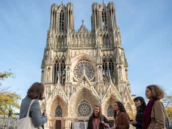 Ab Paris: Champagner-Tagestour nach Reims Ab Paris: Champagner-Tagestour nach Reims