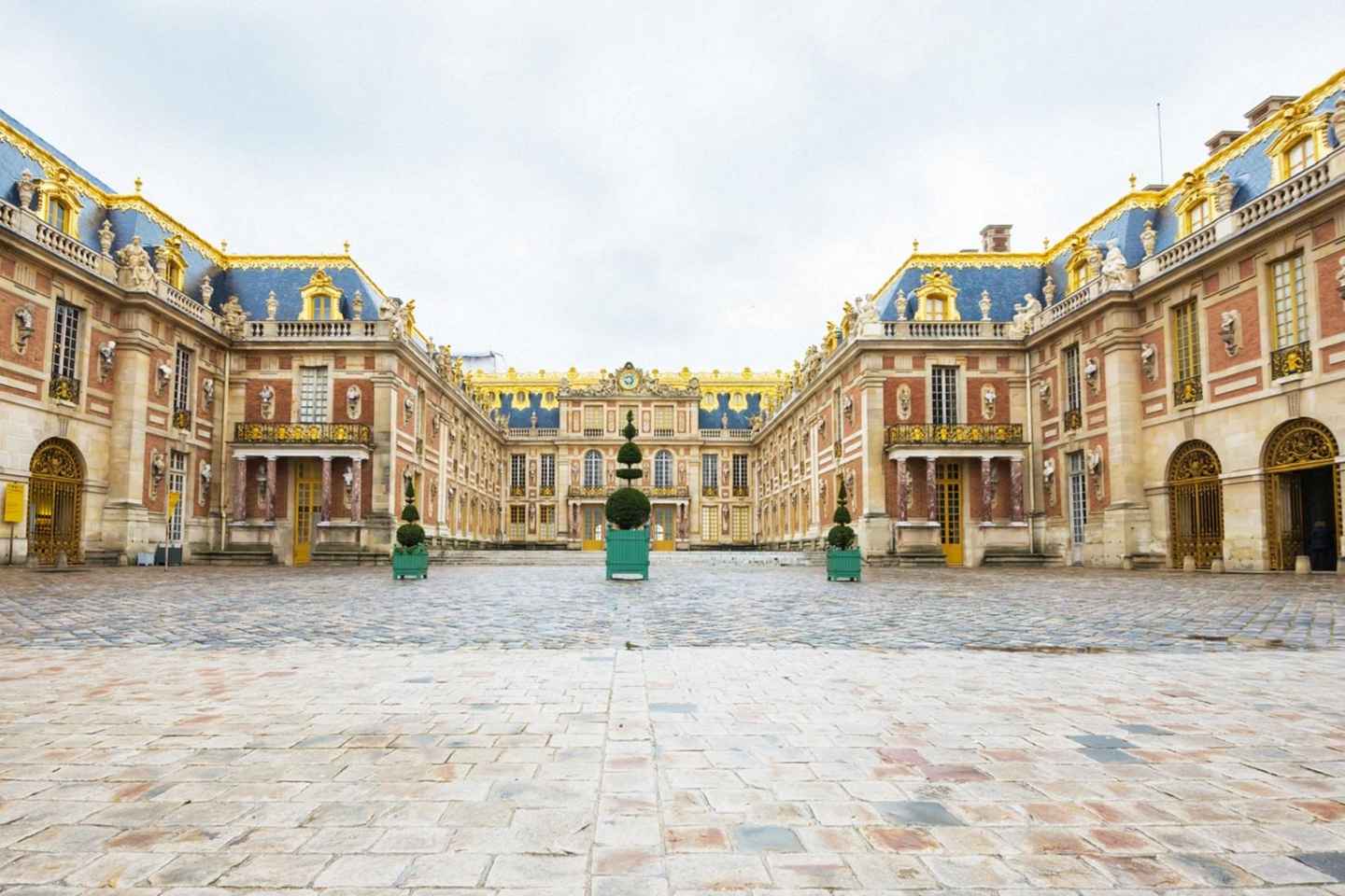 From Paris: Full-Day Guided Tour of Versailles