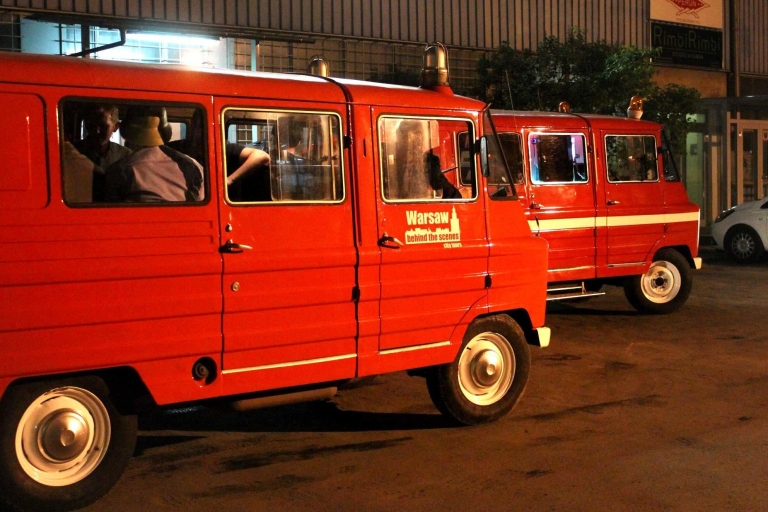 Varsovia: tour nocturno de historia y pubs en minibús retro