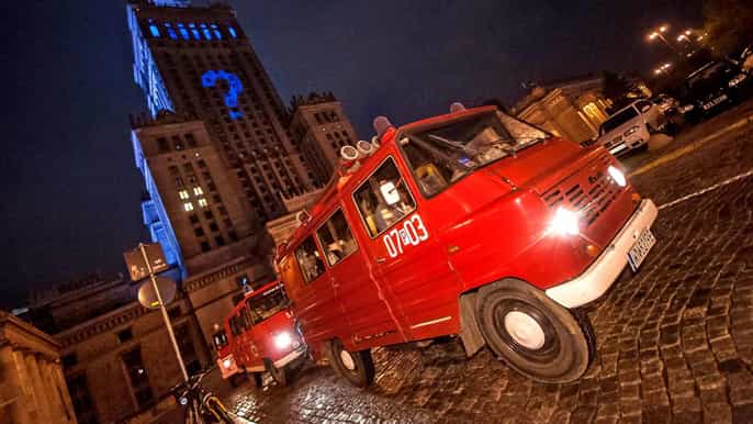 warsaw evening history and pubs tour by retro minibus