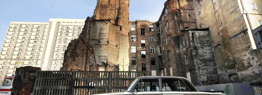 Varsovie : Visite privée de la Seconde Guerre mondiale en minibus rétro avec prise en charge à l'hôtel