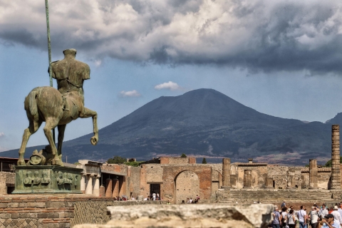 From Naples: Pompeii and Amalfi Coast Private Excursion