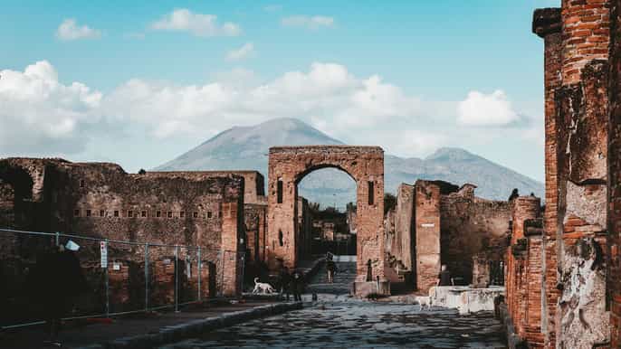 from naples pompeii and amalfi coast private excursion