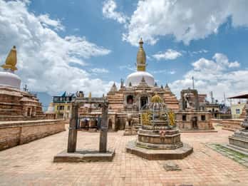 Private halbtägige Kirtipur-Reise mit Verkostung von Newari-Gerichten Private halbtägige Kirtipur-Reise mit Verkostung von Newari-Gerichten