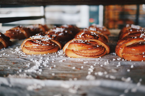 Stockholm: Guided Fika Tour