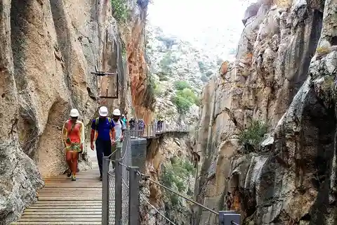 Passeio a pé privado pelo Caminito del Rey