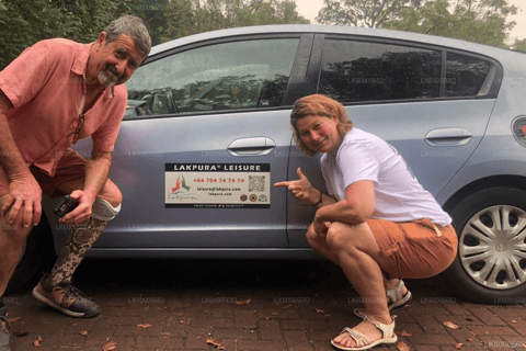 From Colombo: Private Transfer to Hambantota with Stops
