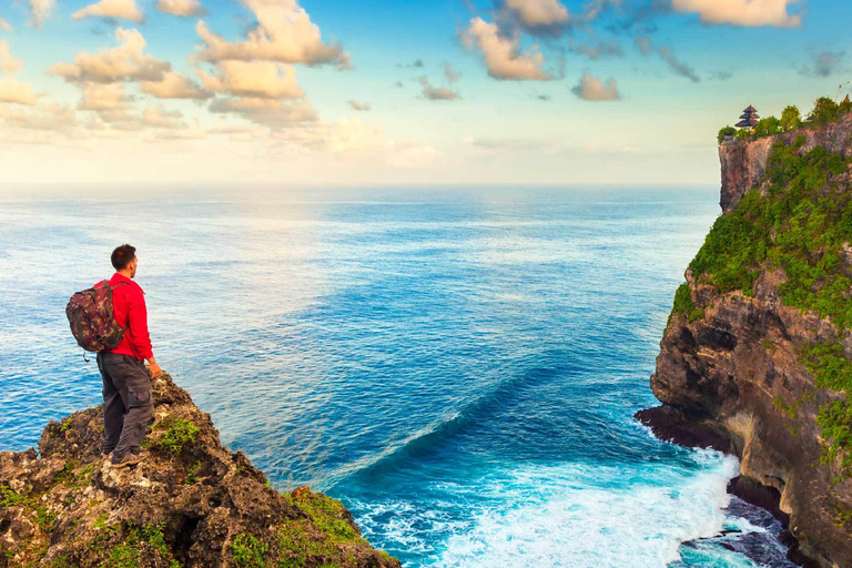 Uluwatu: Tur till Garuda Wisnu Kencana, stränder och tempelPrivat rundtur med entréavgifter