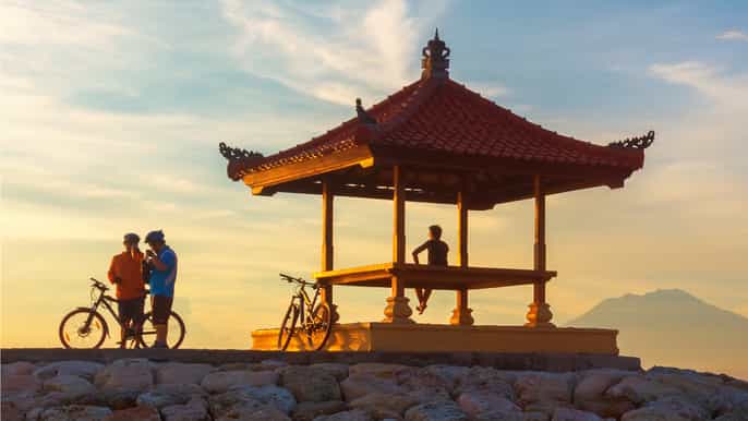 sanur halfday beach sunrise bike tour