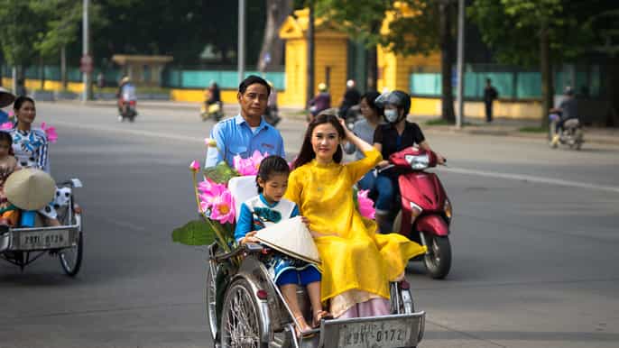 hanoi 2hour city sightseeing tour by cyclo