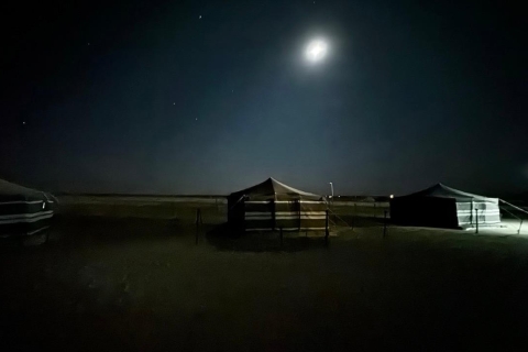 Étoiles et sable : Une nuit magique dans le désert
